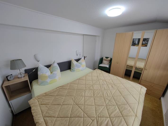 Ferienwohnung für 2 Personen, mit Garten und Ausblick in Waltershausen - 3