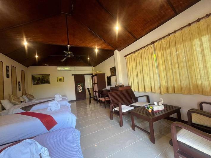 Hôtel pour 5 personnes, avec jardin ainsi que piscine et vue dans Saraphi - 3