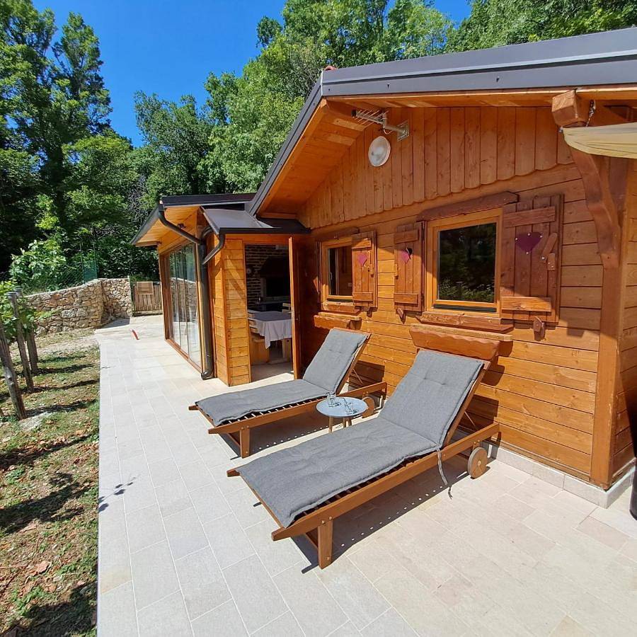 Vineyard house in Grizane, Primorje-Gorski Kotar