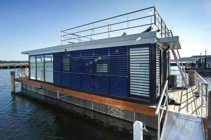 Hausboot für 3 Personen, mit Balkon/Terrasse und Terrasse in Ribnitz-Damgarten