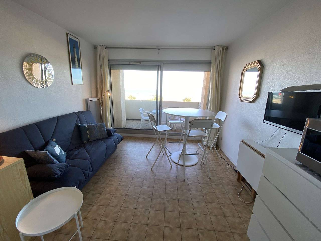 Ganze Ferienwohnung, 024 - Apartment mit schöner Terrasse und atemberaubendem Blick auf das Meer in Soulac-sur-Mer, Lesparre-Médoc und Umgebung
