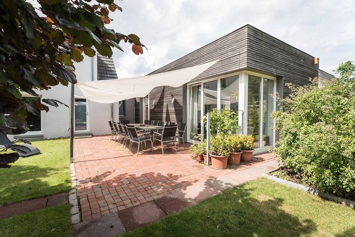 Ferienhaus für 6 Personen, mit Terrasse und Garten sowie Ausblick