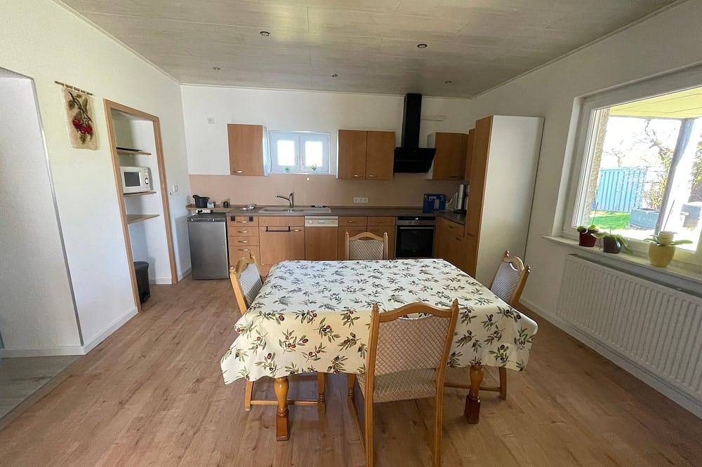 Ganze Wohnung, Ferienwohnung 'Kleegarten' mit Wlan in Eppelborn, Saar-Nahe-Bergland