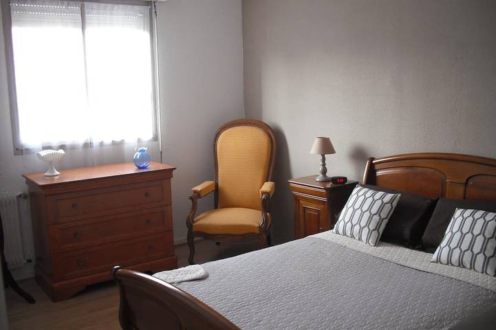 Ganze Wohnung, Kurzfristige Miete In Einer Standing Residence: 2-Zimmer-Wohnung 58 m2 in Dijon, Dijon und Umgebung