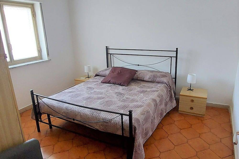 Entire apartment, Your Marine Oasis: Convenient and Very Close to the Sea! in Fondachello, Catania Province