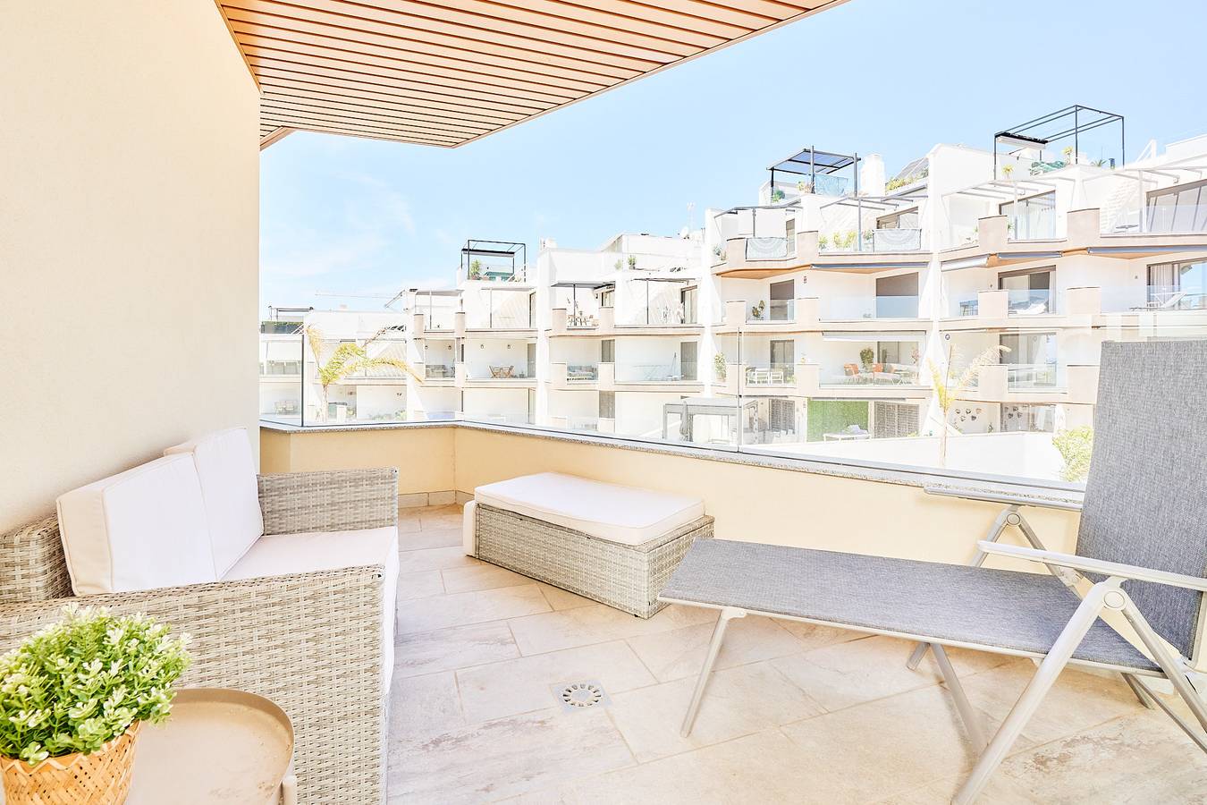 Apartamento entero, Apartamento 'Marinsa Beach Torrox' con vistas al mar, Wi-Fi y aire acondicionado in Torrox Costa, Torrox