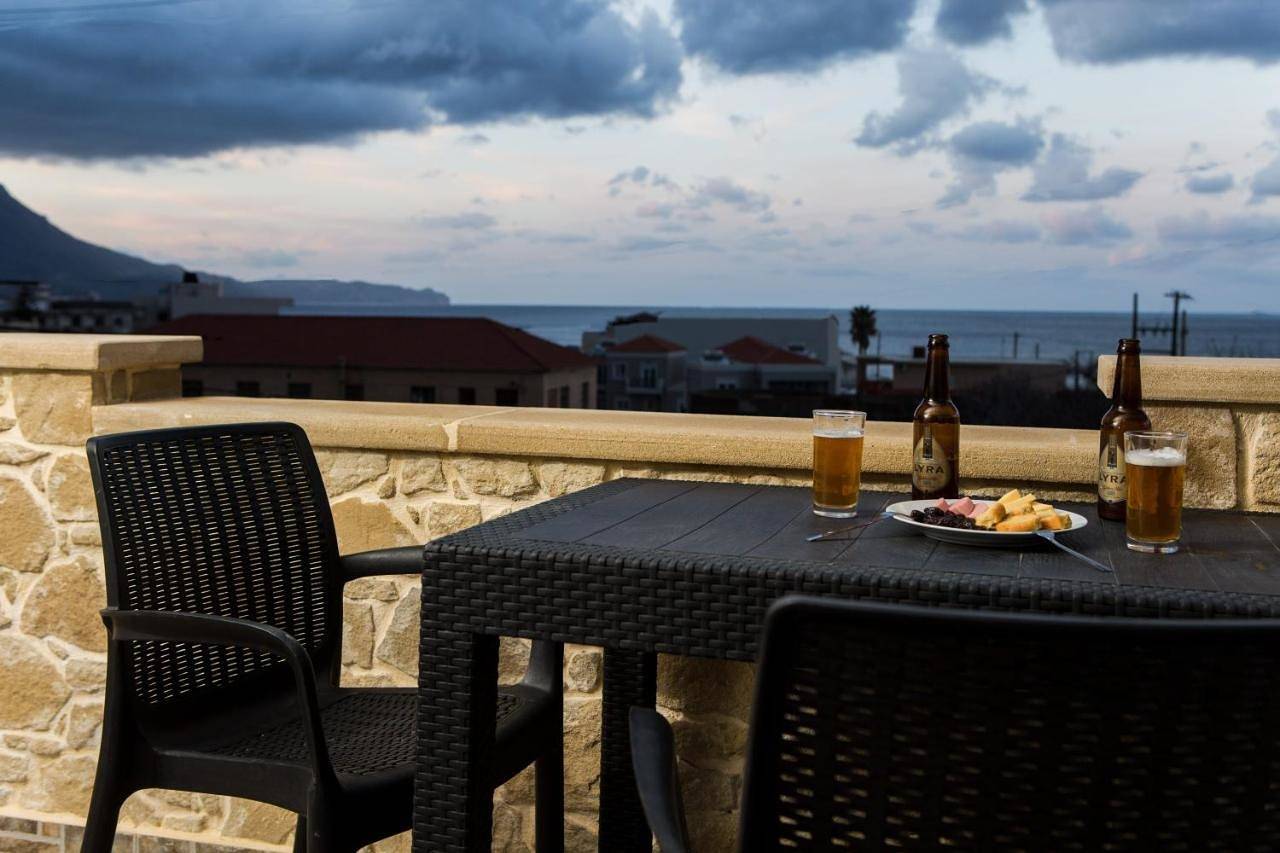 Castello Villa - Seaview Villa atop the Venetian Walls in Kissamos, Chania und Umgebung