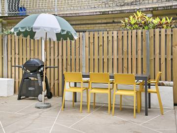 Holiday Apartment for 8 People in Surfers Paradise, Queensland, Photo 1