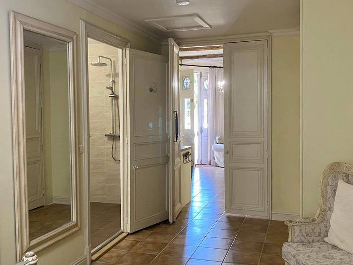 Location de vacances pour 2 personnes, avec vue et jardin à Olonzac - 3