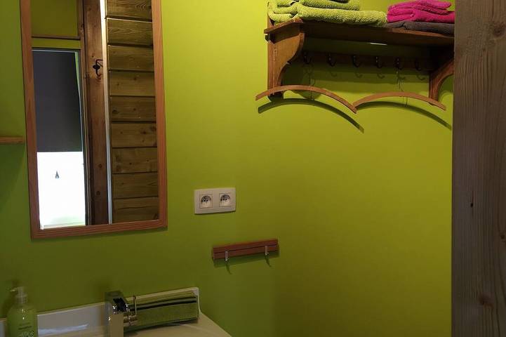 Location de vacances pour 2 personnes, avec piscine et jardin à Bertogne - 4