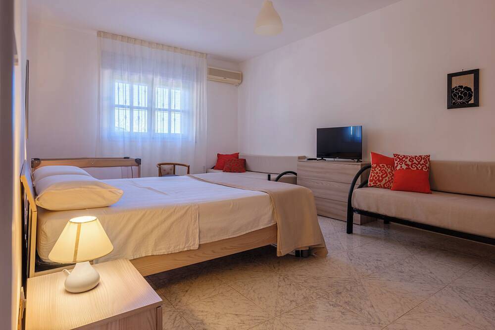 Villa in Salento - private pool-24/7 assistance in Mesagne, Salento
