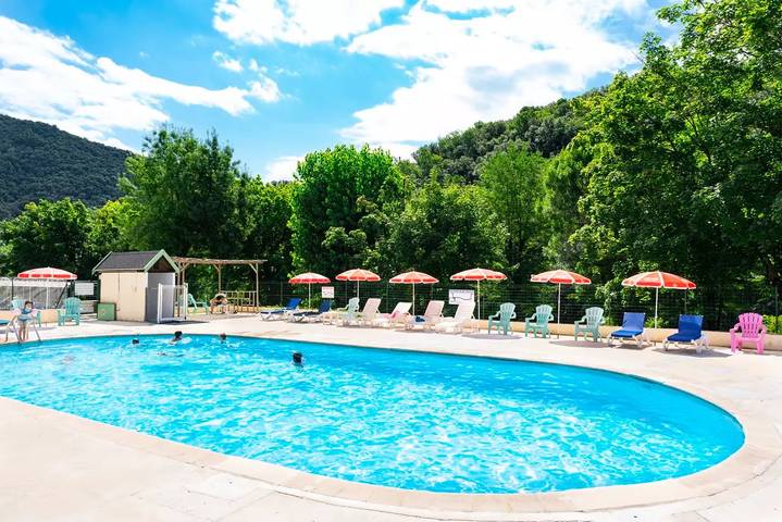 Camping pour 4 personnes, avec Terrasse et Vue