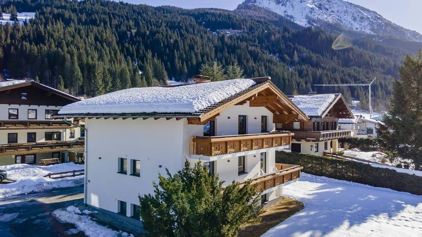 Chalet für 16 Personen, mit Sauna und Balkon in Kleinarl