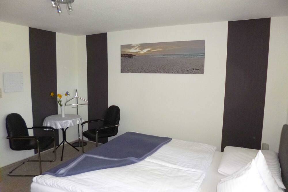 Ganze Wohnung, Westzimmer - Pension Storchennest in Klausdorf, Stralsund Umland