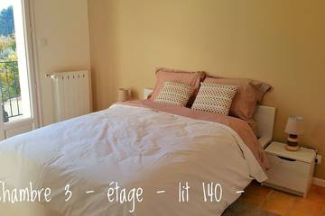 Villa pour 8 Personnes dans Auriol, Région de Marseille, Photo 3