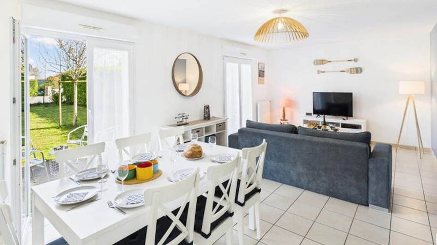 Holiday apartment for 8 people, with garden - 1