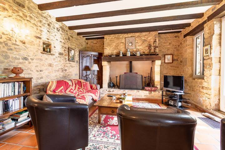 Location de vacances pour 7 personnes, avec terrasse et jardin à Saint-Chamassy - 2