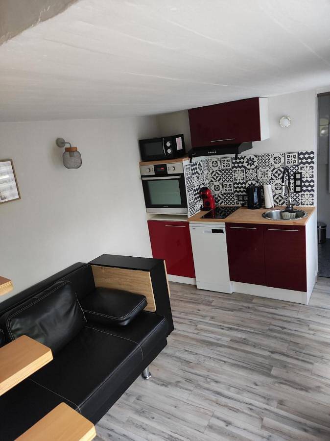 Appartement entier, One-Bedroom Apartment in Holzheim, Région de Strasbourg