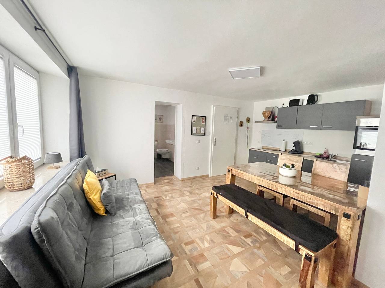Ganze Wohnung, Ferienwohnung Kleinôd mit privater Terrasse und Wlan in Bendorf, Landkreis Mayen-Koblenz