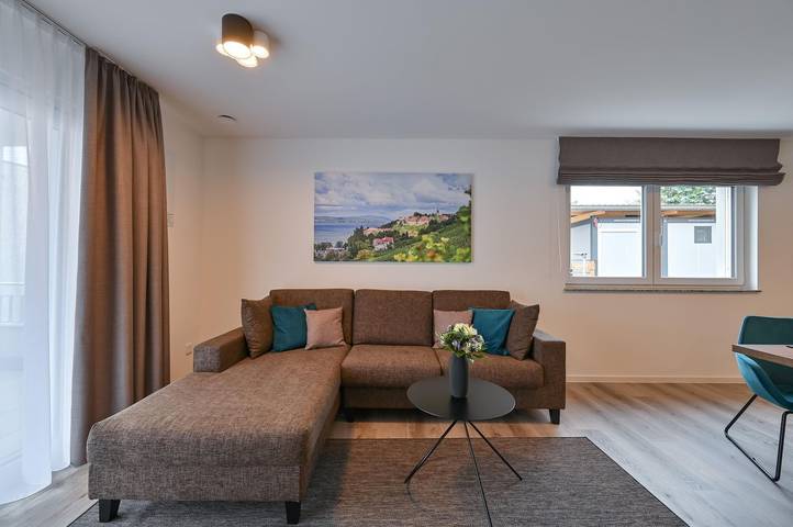 Ganze Wohnung, Ferienappartementhaus Stock - Ferienwohnung Nr. 4 in Friedrichshafen, Region Bodensee-Oberschwaben