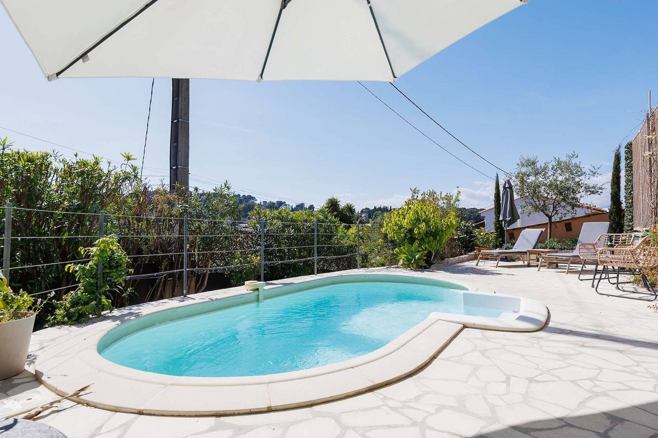 Apartamento vacacional entero, Experience the Art of Living in Mougins, a Charming Home for Unforgettable Moments in Mougins, Costa mediterránea (Francia)