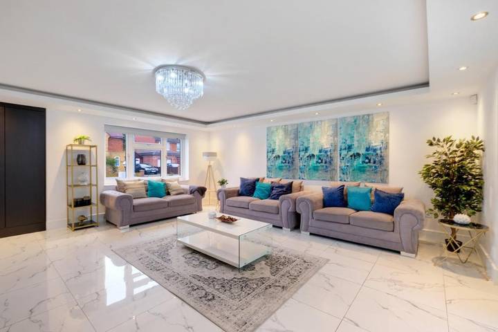 Apartamento para 13 personas, con jardín y terraza en Windsor