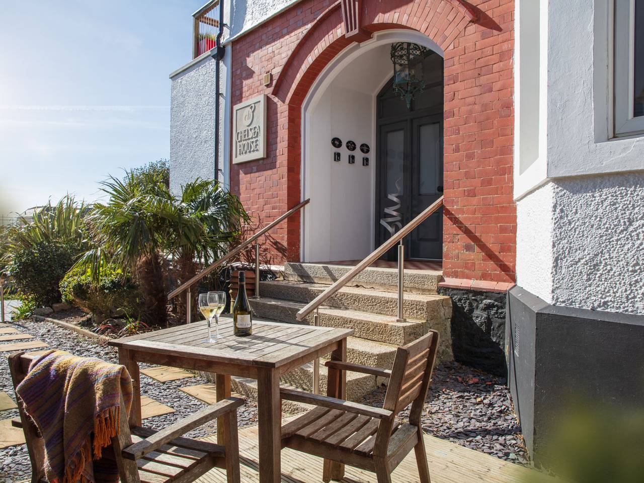 Entire apartment, Elton John & Friends in Falmouth (Cornwall), Cornwall