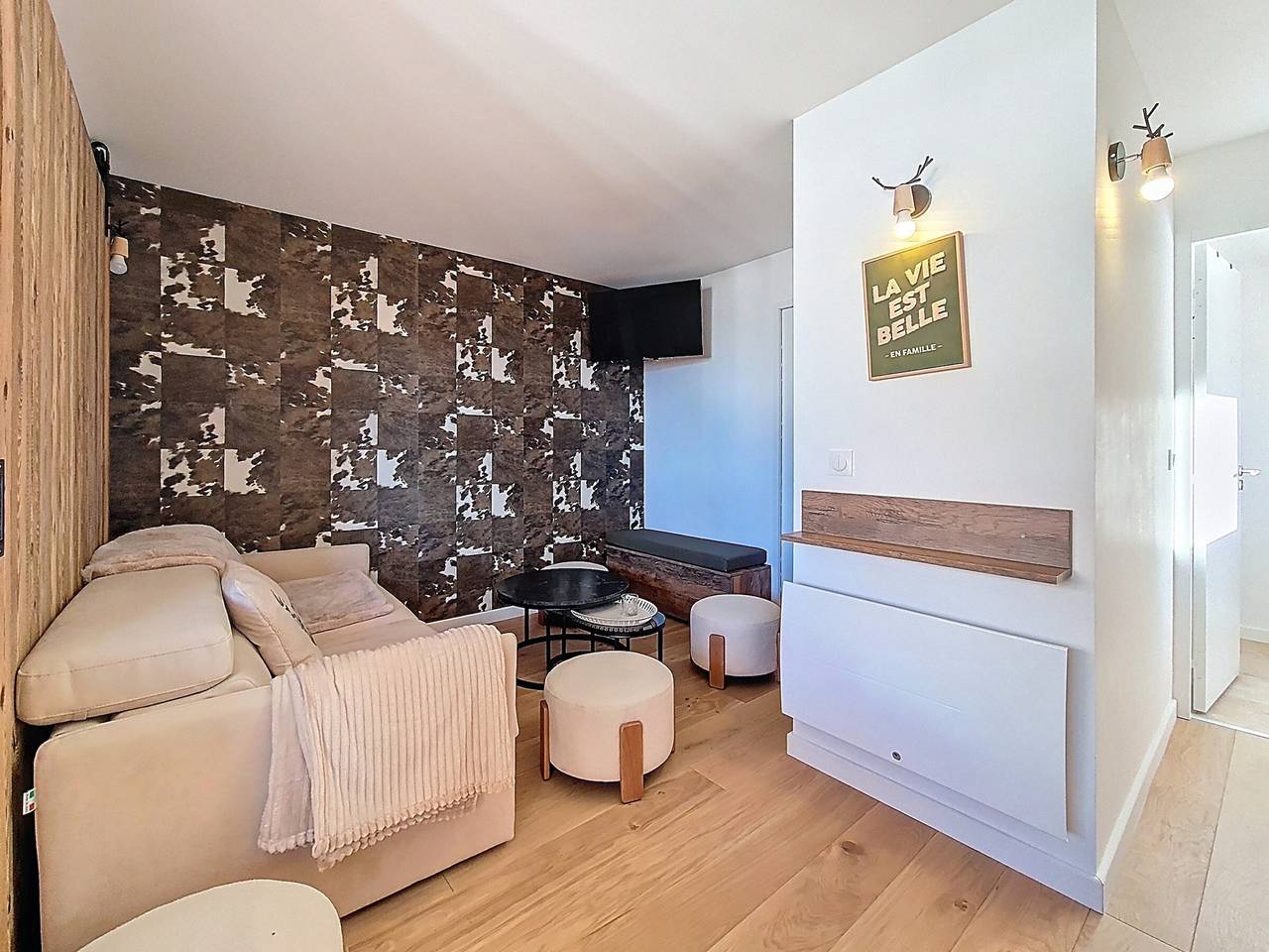 Apartamento entero, Amplio apartamento con Wi-Fi, balcón, cerca de pistas, 8 personas in Val Thorens, Les Trois Vallées
