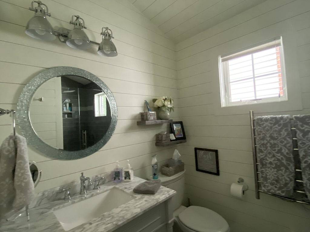 Ganze Wohnung, Annapolis Tree House Apartment- luxury shower, separate space in Anne Arundel County