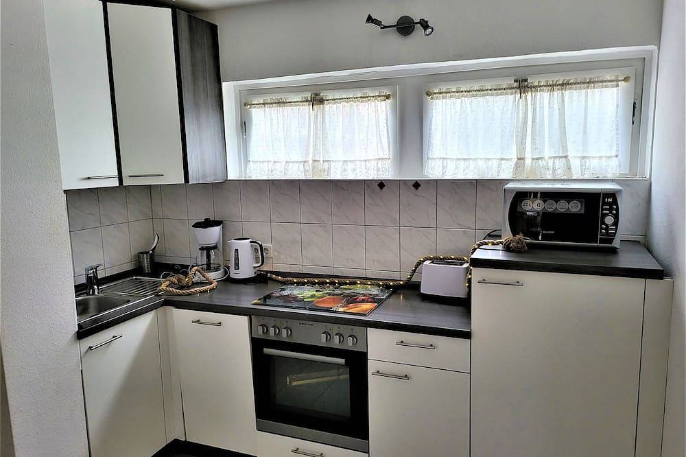Entire apartment, Fewo Luchsauge im Ferienresort mit Pool in Suedlicher Schwarzwald, Schluchsee