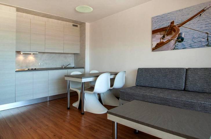 Location de vacances pour 2 personnes, avec piscine ainsi que terrasse et vue à Magaluf - 3