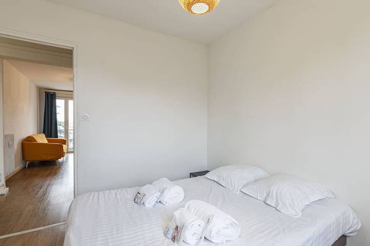 Ganze Wohnung, Appartement chaleureux au cœur du centre-ville in Laval, Mayenne