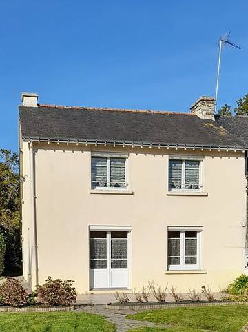 Gîte pour 5 personnes, avec terrasse et jardin à Taupont