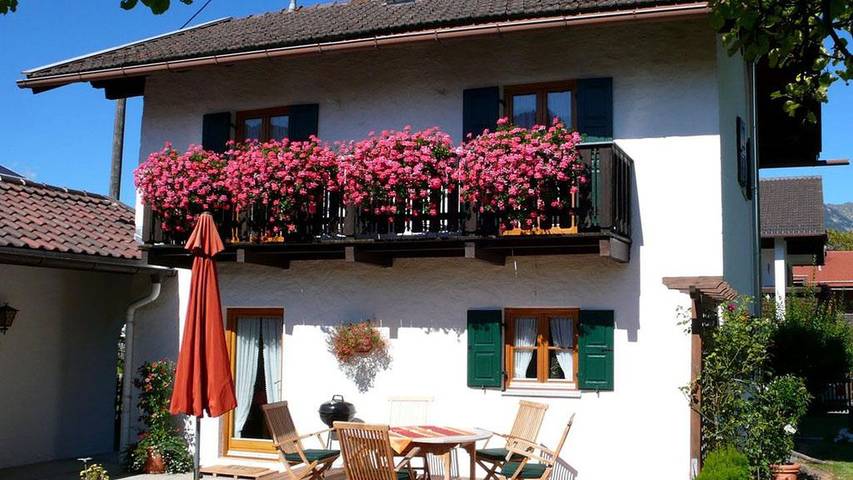 Ferienhaus für 5 Personen, mit Terrasse im Mittenwald