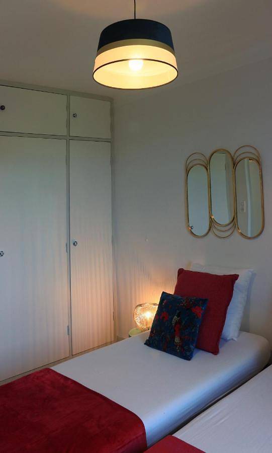 Location de vacances pour 8 personnes, avec vue et jardin, adapté aux familles dans Palmas-d'Aveyron - 4