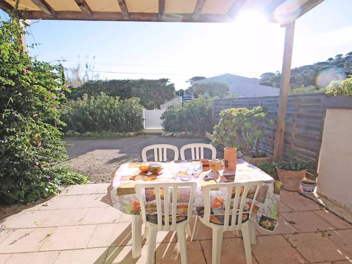 Location de vacances pour 6 personnes, avec jardin dans Plage de la Nartelle - 3