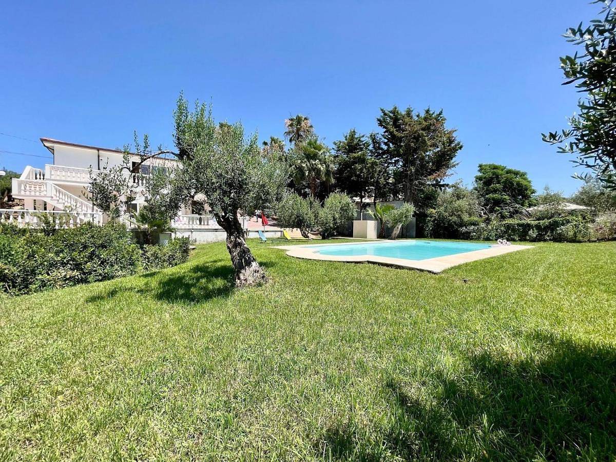 Villa Rachele con piscina in Balestrate, Palermo Provinz