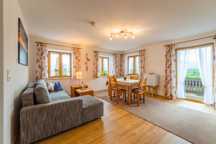 Bauernhaus für 5 Personen, mit Terrasse in Siegsdorf - 4