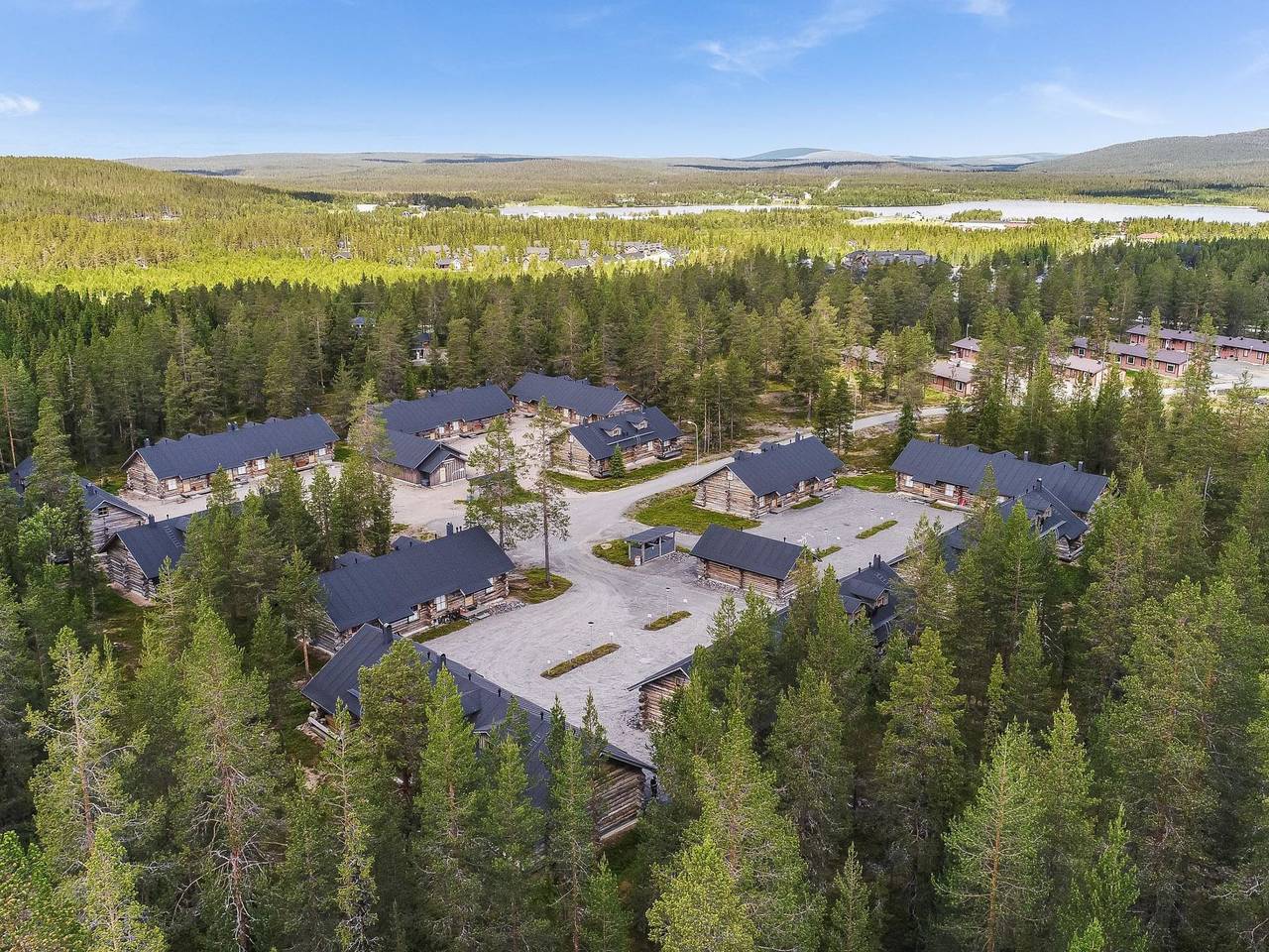 Teerentie / aurora (k 32) / p in Kaulavaara, Laponie