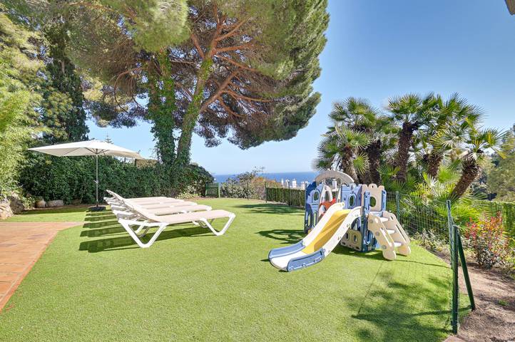 Casa rural para 8 personas, con terraza además de piscina y jardín en Blanes - 3