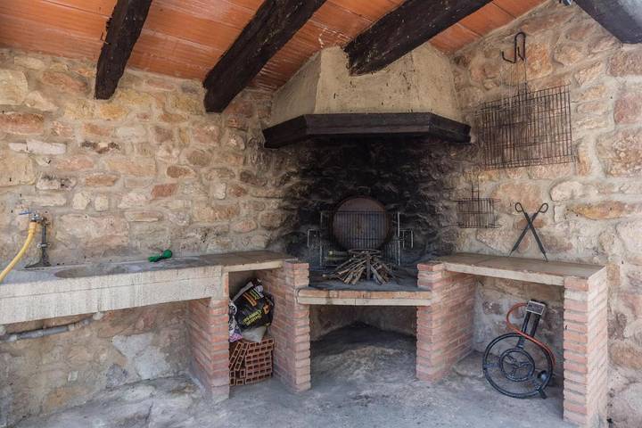 Five-Bedroom House in Mora de Rubielos, Provincia de Teruel
