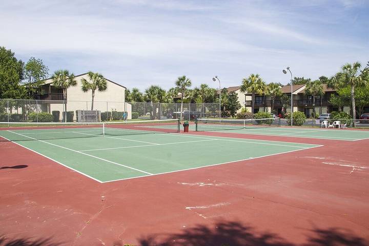 Vacation rental for 6 people, with hot tub and balcony as well as pool in Panama City Beach