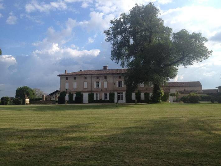 Location de vacances pour 3 personnes, avec Jardin et Piscine à Villemur-sur-Tarn