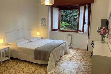 Location De Vacances pour 4 Personnes dans Spiaggia Casinò di Gardone Riviera (Gardone Riviera), Gardone Riviera, Photo 3
