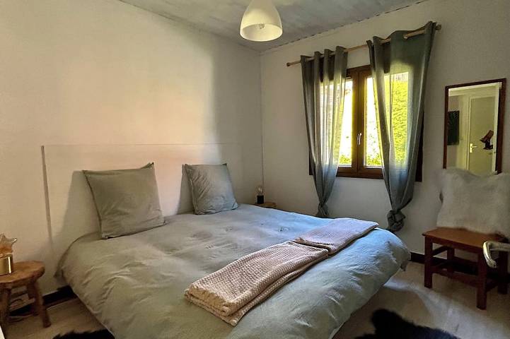 Gîte pour 6 personnes, avec terrasse et jardin à Gère-Bélesten - 3