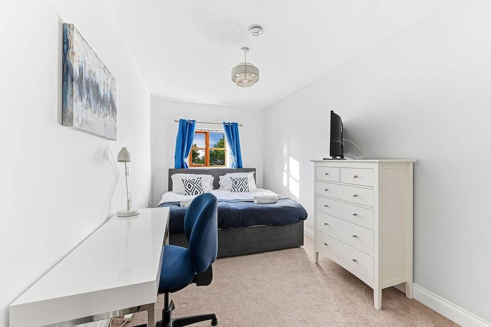 Loughton House • Prime Location • Driveway Parking • Smart Tvs • Super-Fast Wifi • Yoko Property in Milton Keynes, Südostengland