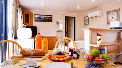 Camping Car pour 6 Personnes dans Plages des Cabanes de Fleury, Vendres, Photo 3