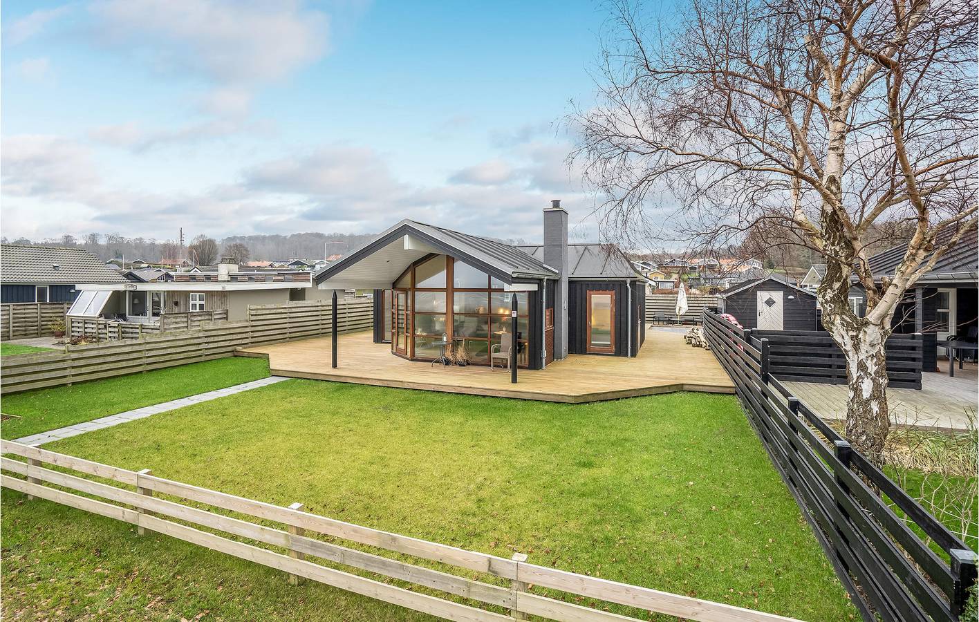 Vacation house for 8 people with yard in Bjert, Little Belt