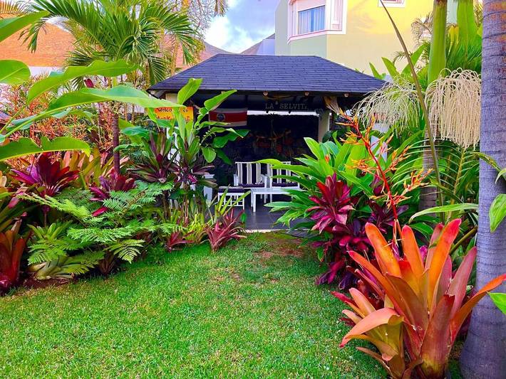 Apartamento de vacaciones para 2 personas, con vistas y jardín - 1