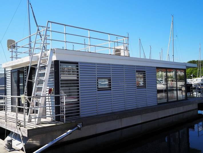 Ferienhaus für 4 Personen, mit Balkon und Terrasse sowie Ausblick in der Mecklenburger Bucht